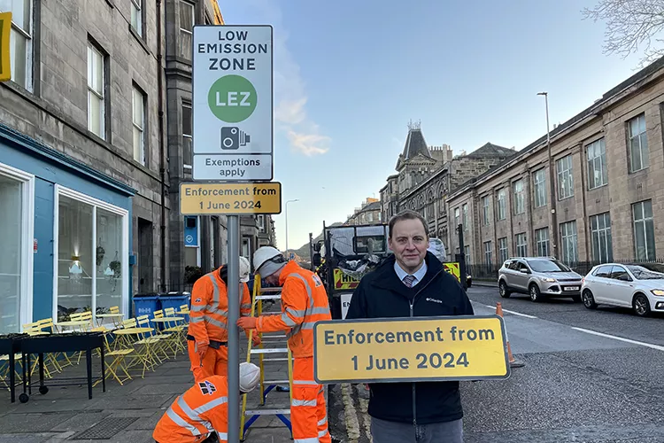 Edinburgh LEZ Signs