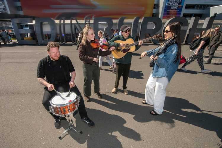 L_R Paul Jennings, Eryn Rae, Gillie O Flaherty, Eadaion Ni Mhaicin from Astro Bloc - Edinburgh Tradfest credit Douglas Robertson